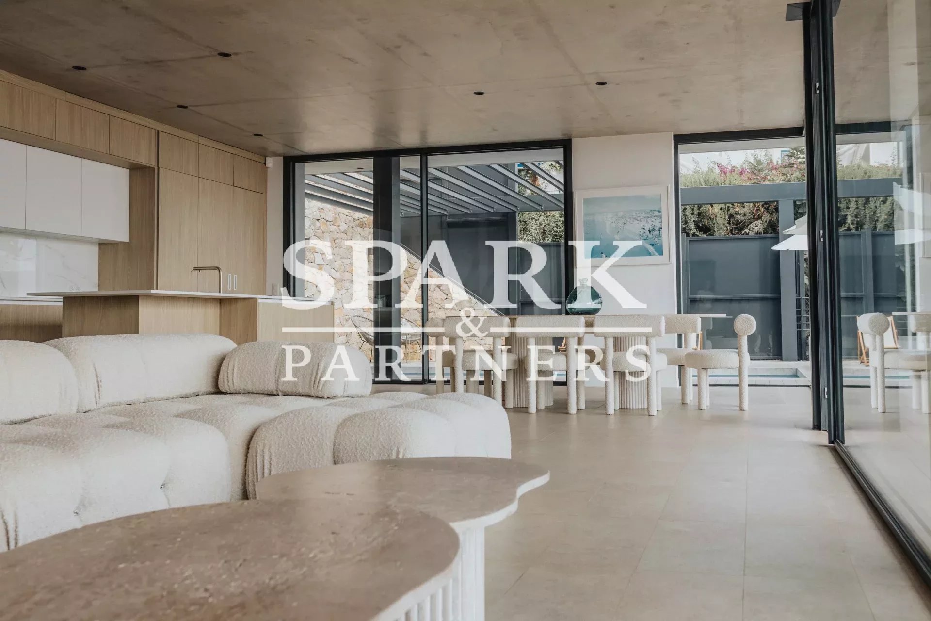 Location luxueuse villa proche Monaco