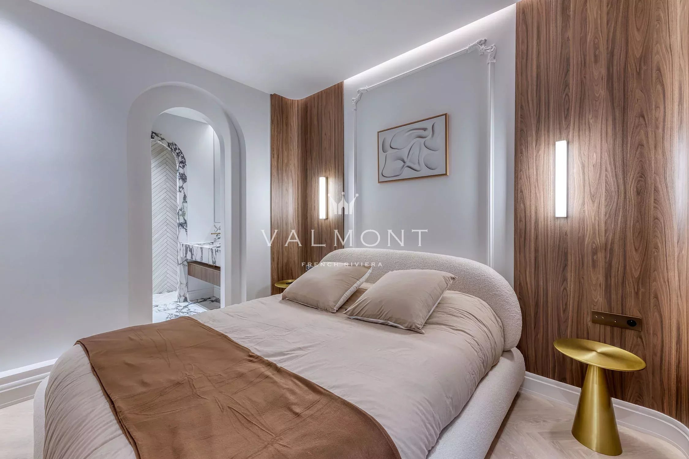 Appartement Belle Époque front de mer proche de Monaco