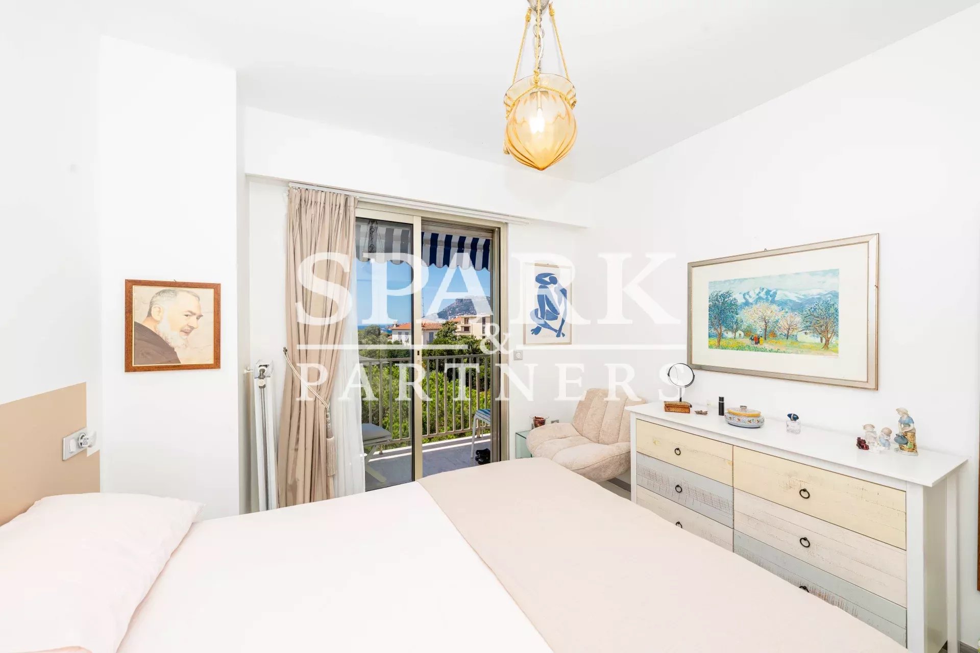Roquebrune Cap Martin - Bel appartement dernière étage - vue mer