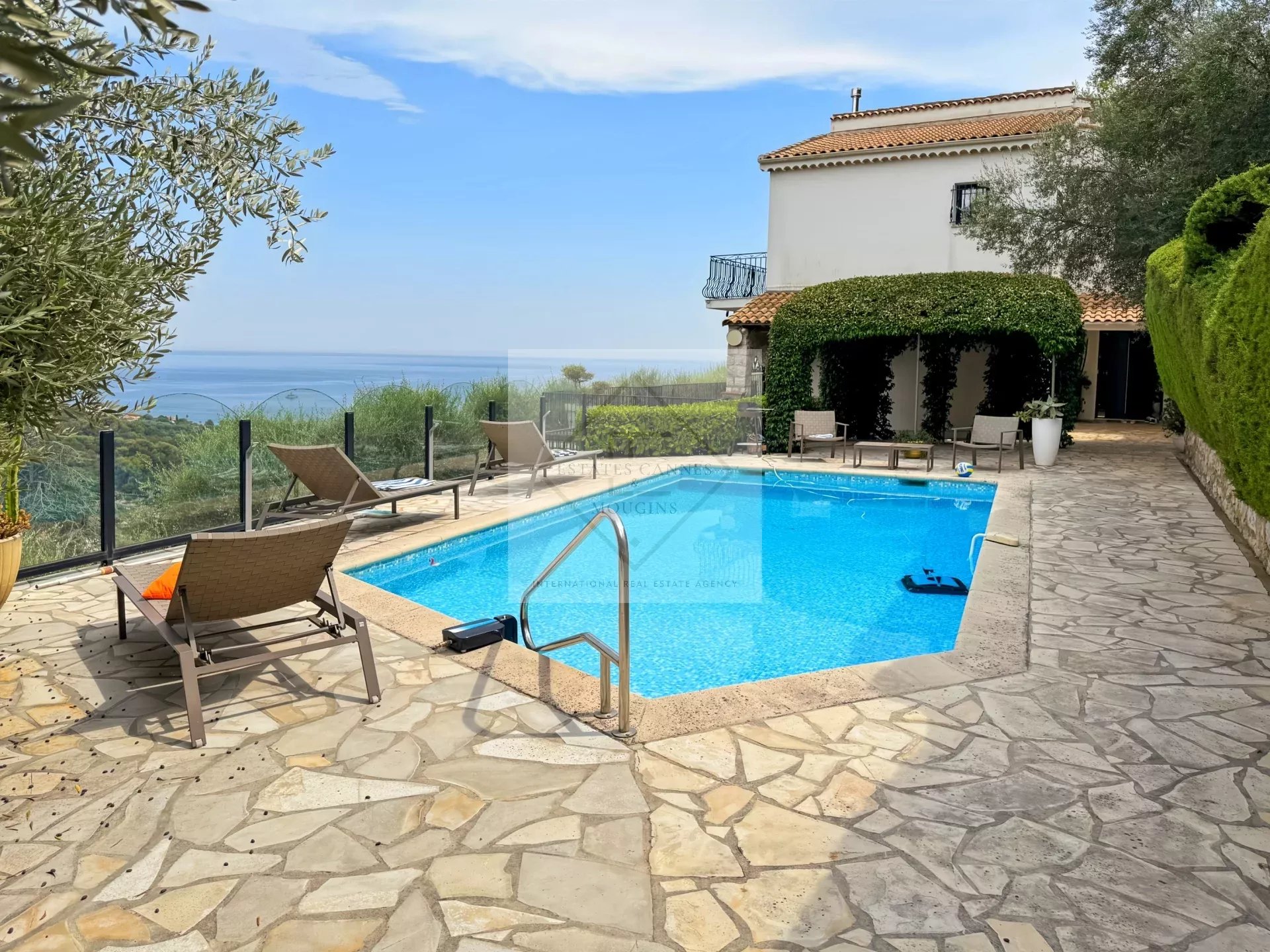 Magnifique Villa Provençale aux Portes de Monaco