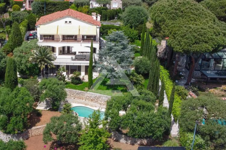 VILLA  AU HAMEAU - VUE MER - PRESTATION HAUT DE GAMME