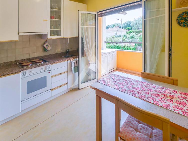 ROQUEBRUNE CAP MARTIN - 2 PIECES - CAVE ET STATIONNEMENT
