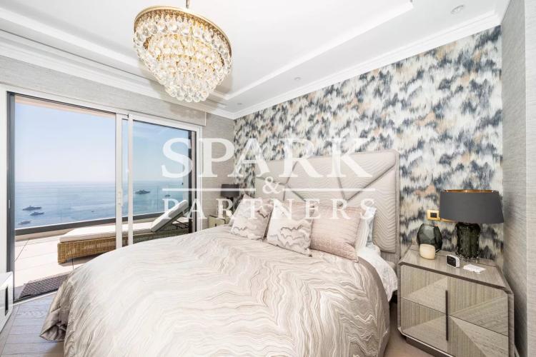 Roquebrune-Cap-Martin - Penthouse d'exception à la frontière de Monaco – Vue mer panoramique