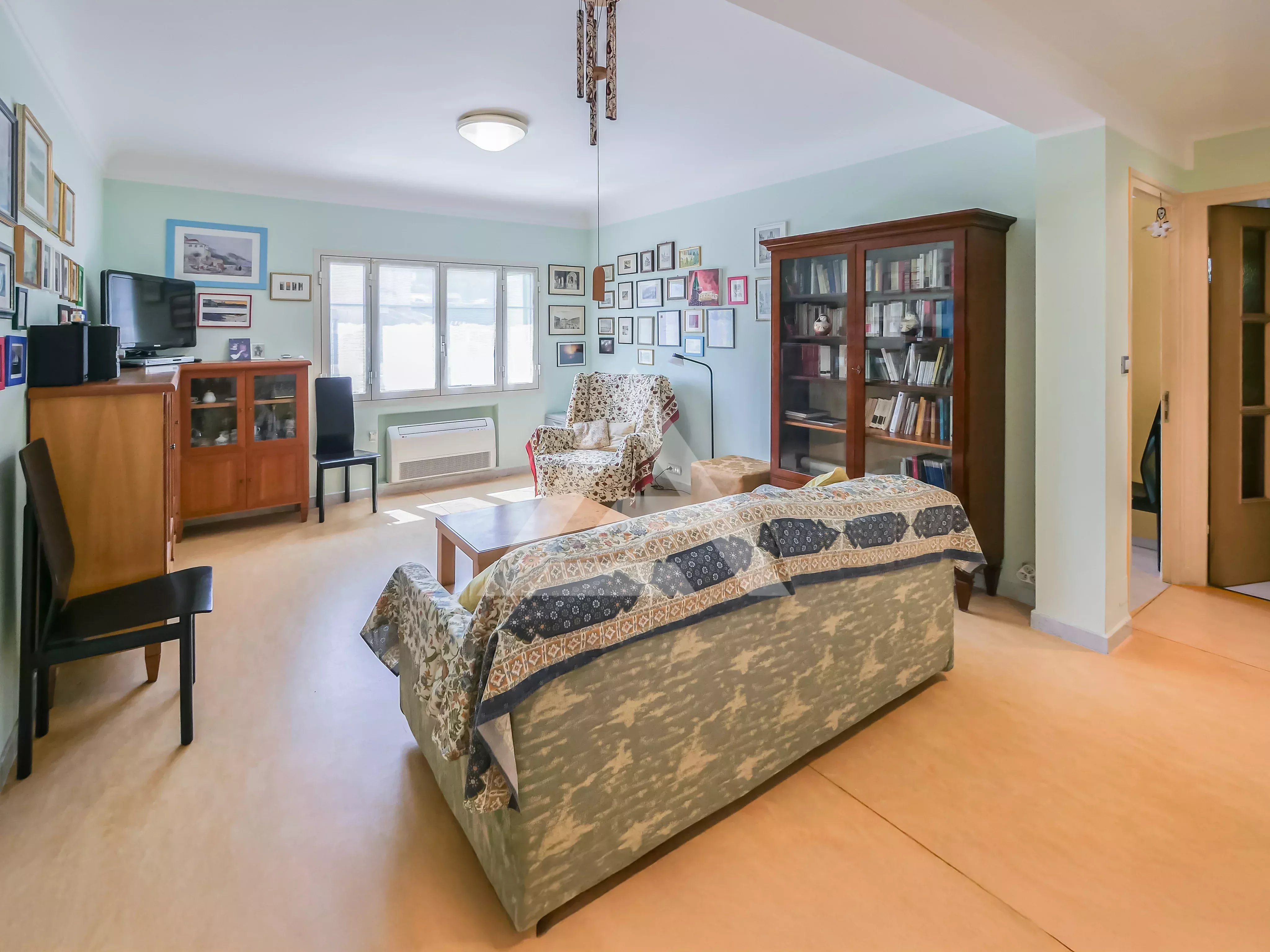 ROQUEBRUNE CAP MARTIN - 2 PIECES - CAVE ET STATIONNEMENT