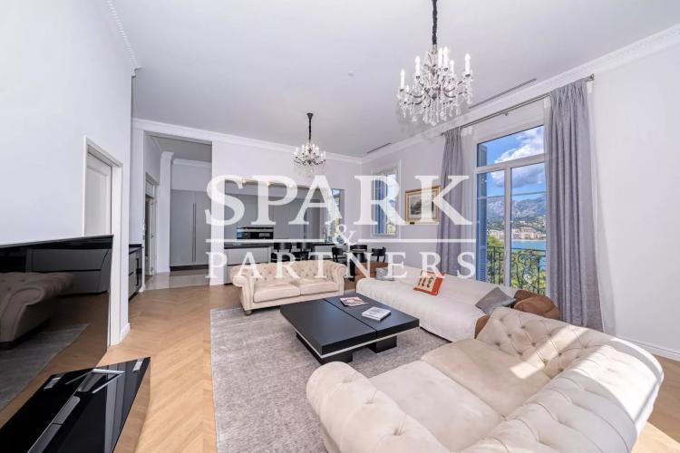Sublime appartement 4 pièces vue imprenable sur la mer