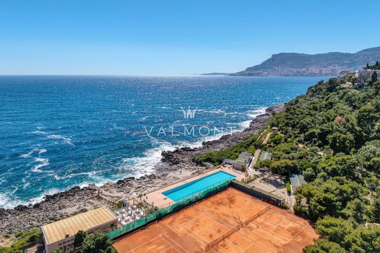 Appartement Belle Époque front de mer proche de Monaco