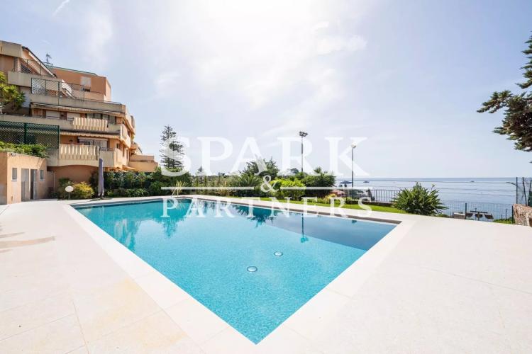 Roquebrune-Cap-Martin - La Vigie - Appartement dans un domaine privé
