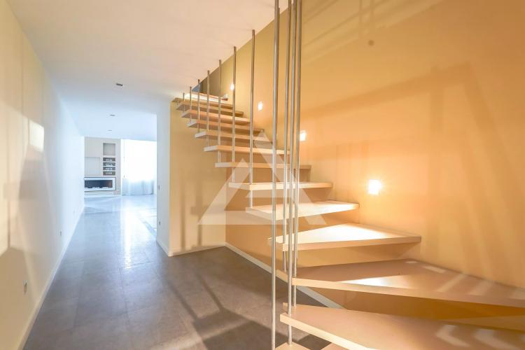 ROQUEBRUNE-CAP-MARTIN - DUPLEX 4 PIÈCES - RESIDENCE DE PRESTIGE