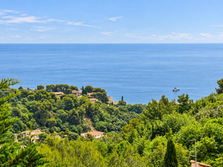 ROQUEBRUNE-CAP-MARTIN - MAISON - PISCINE & VUE MER