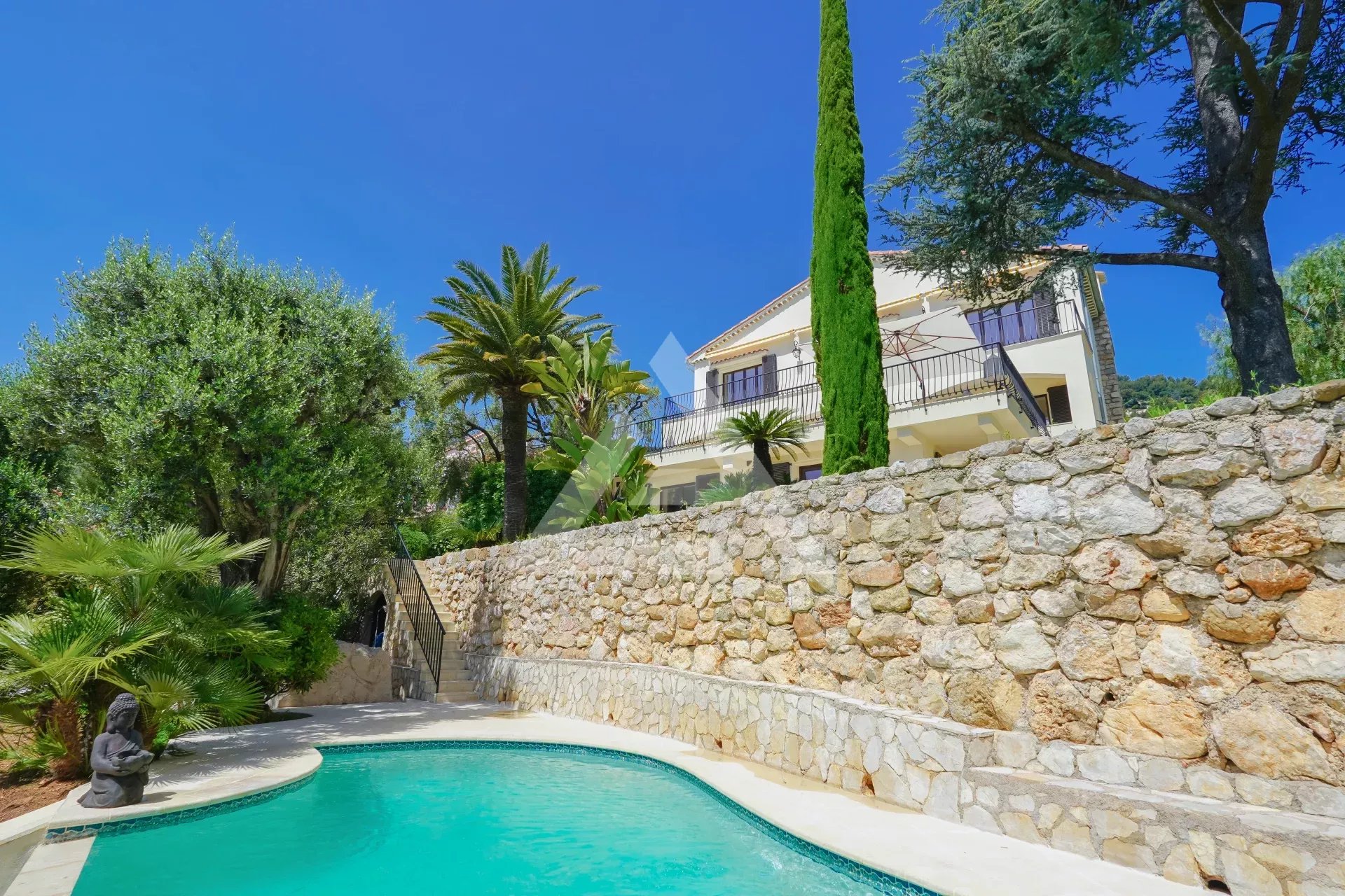 VILLA  AU HAMEAU - VUE MER - PRESTATION HAUT DE GAMME