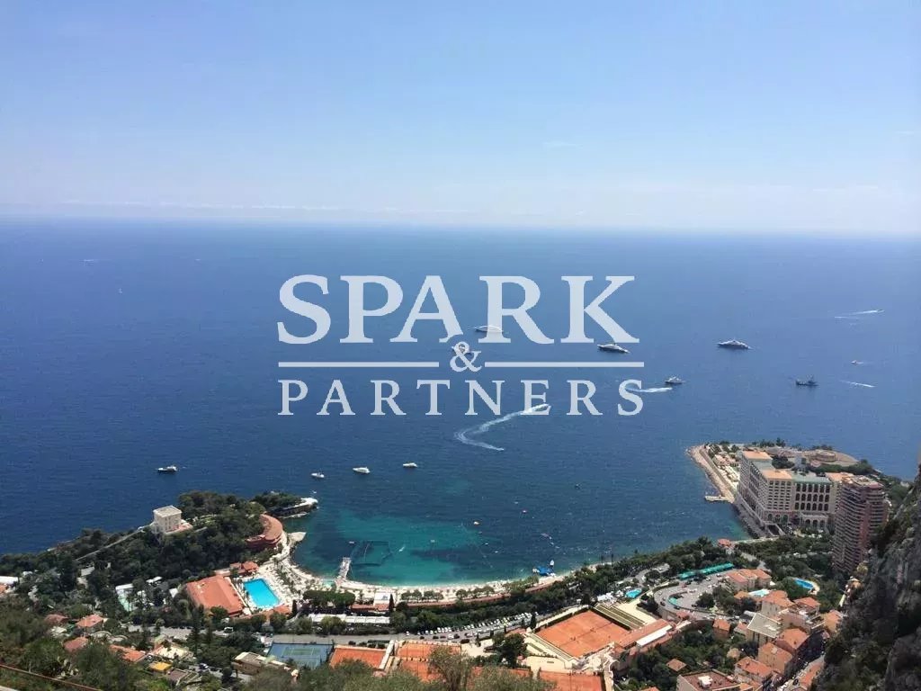 Roquebrune-Cap-Martin - Villa avec vue panoramique sur la mer