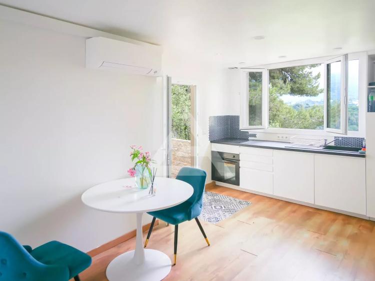 MAISON INDIVIDUELLE - ROQUEBRUNE CAP MARTIN - QUARTIER HAMEAU