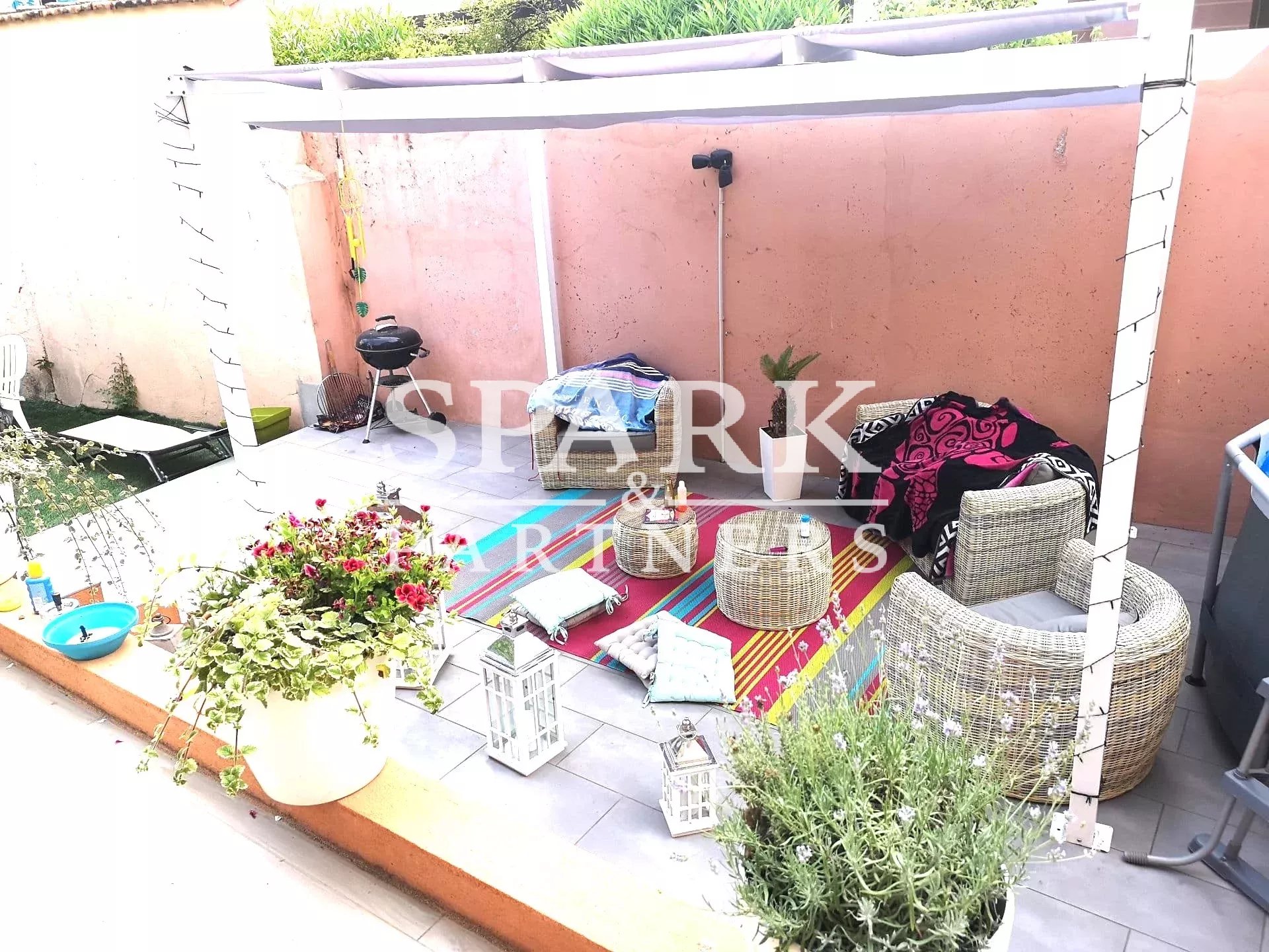 Roquebrune Cap Martin - Quartier plages - Magnifique rez-de-jardin 4 pièces