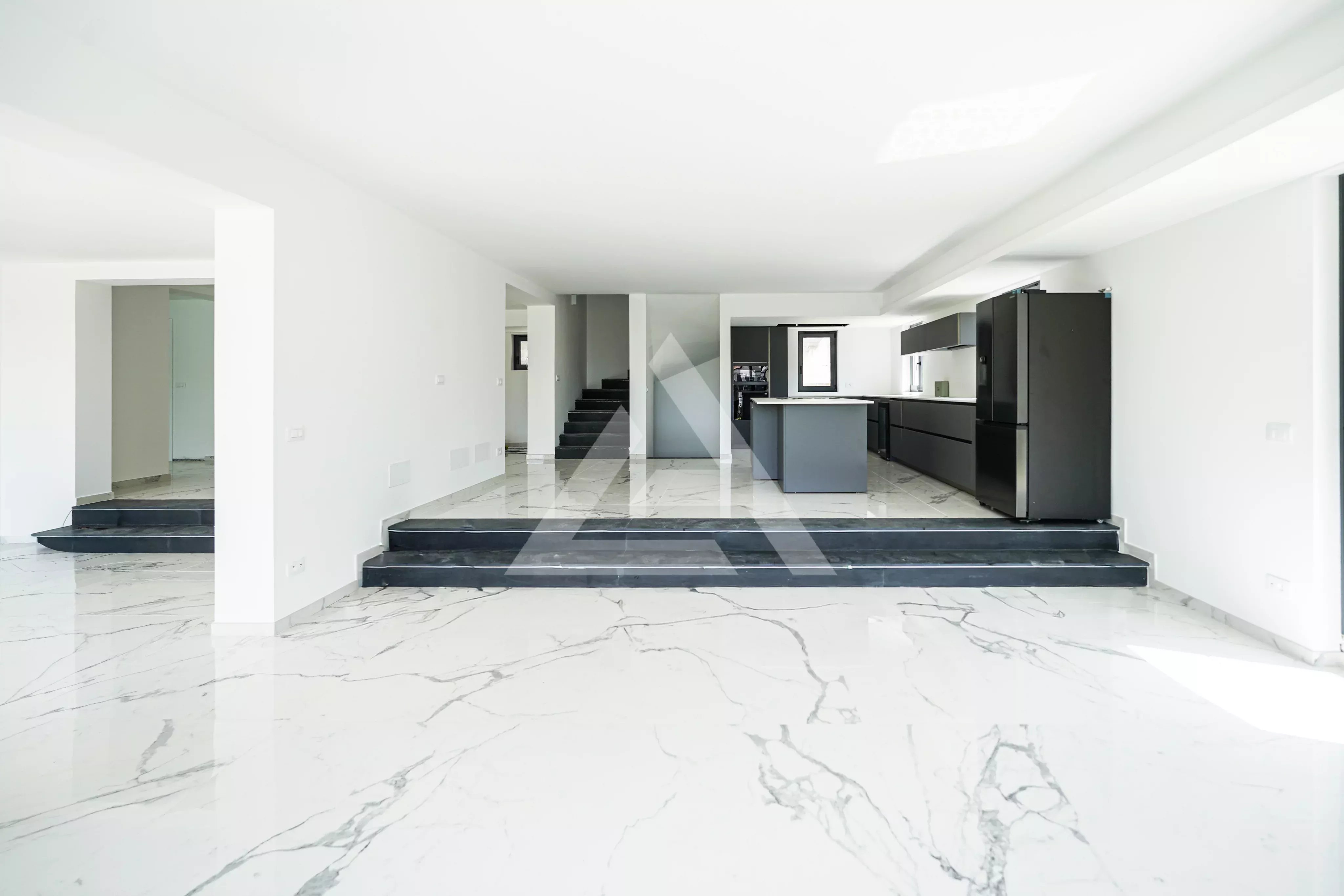 VILLA DE PRESTIGE - ROQUEBRUNE CAP MARTIN