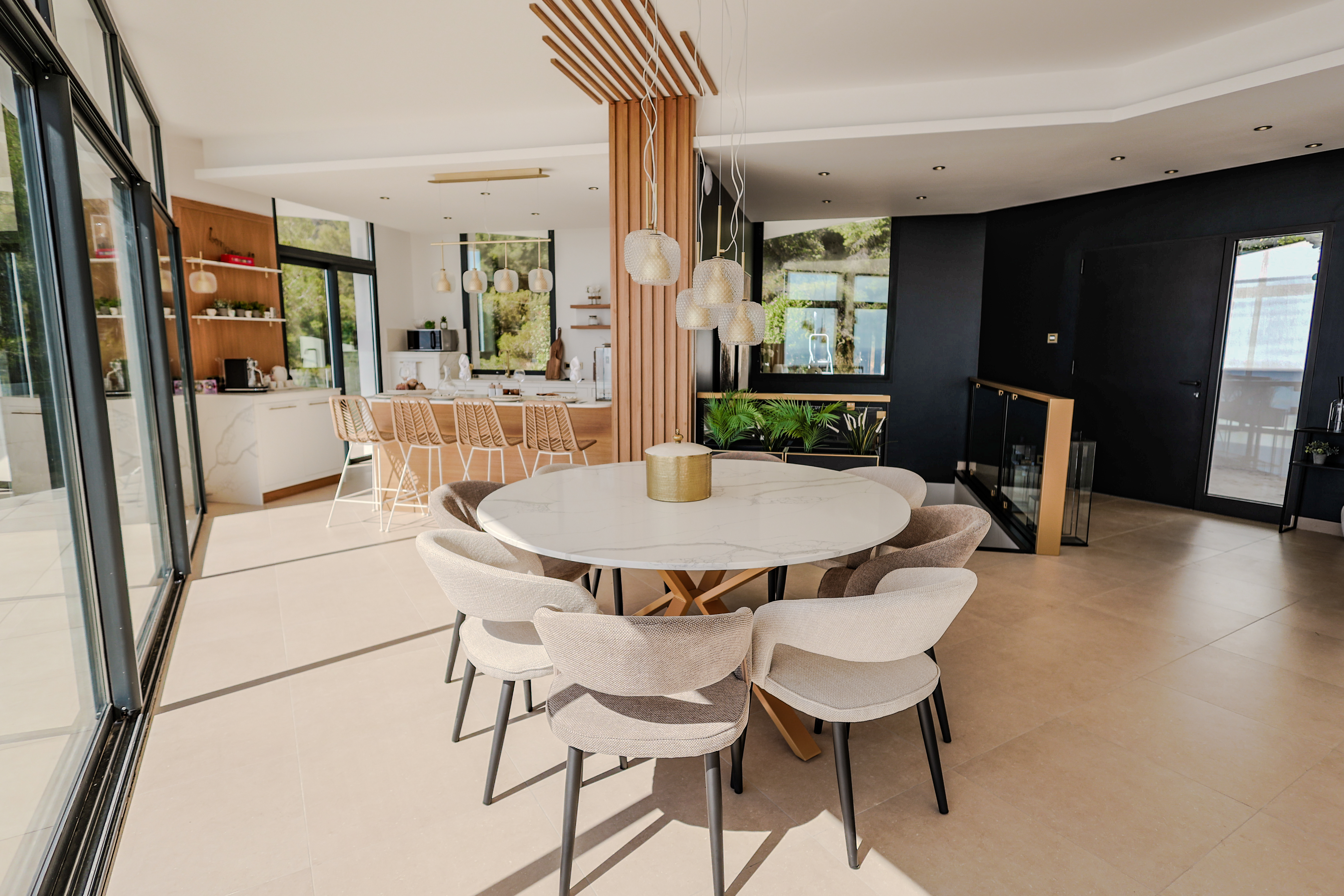 ROQUEBRUNE CAP MARTIN | +5 CHAMBRES | VILLA NEUVE EXCLUSIVE
