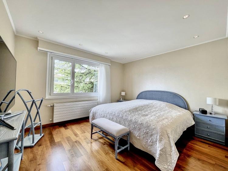 En exclusivité ! Appartement de 4.5 pièces avec vue sur le lac