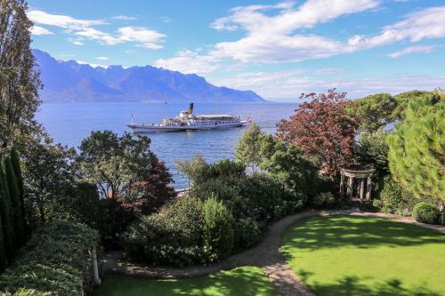 Perle architecturale au bord du lac