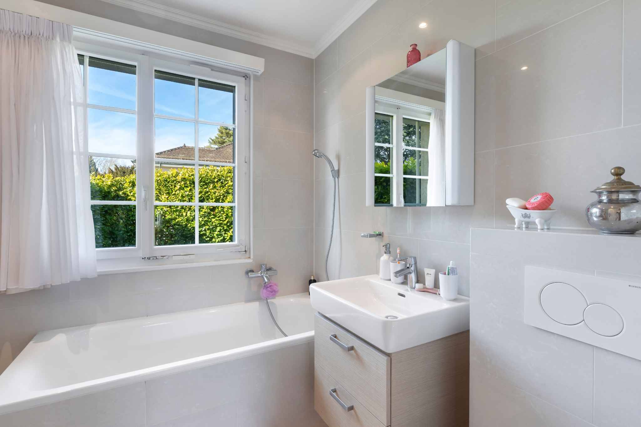 Splendide propriété d'environ 340 m² située dans un quartier très recherché !